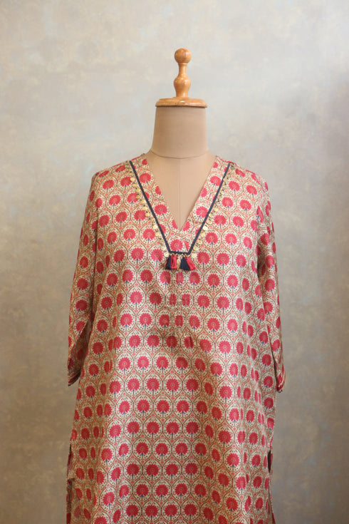 Lightly Embellished Neck Tunic